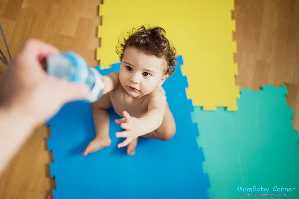 baby drink water